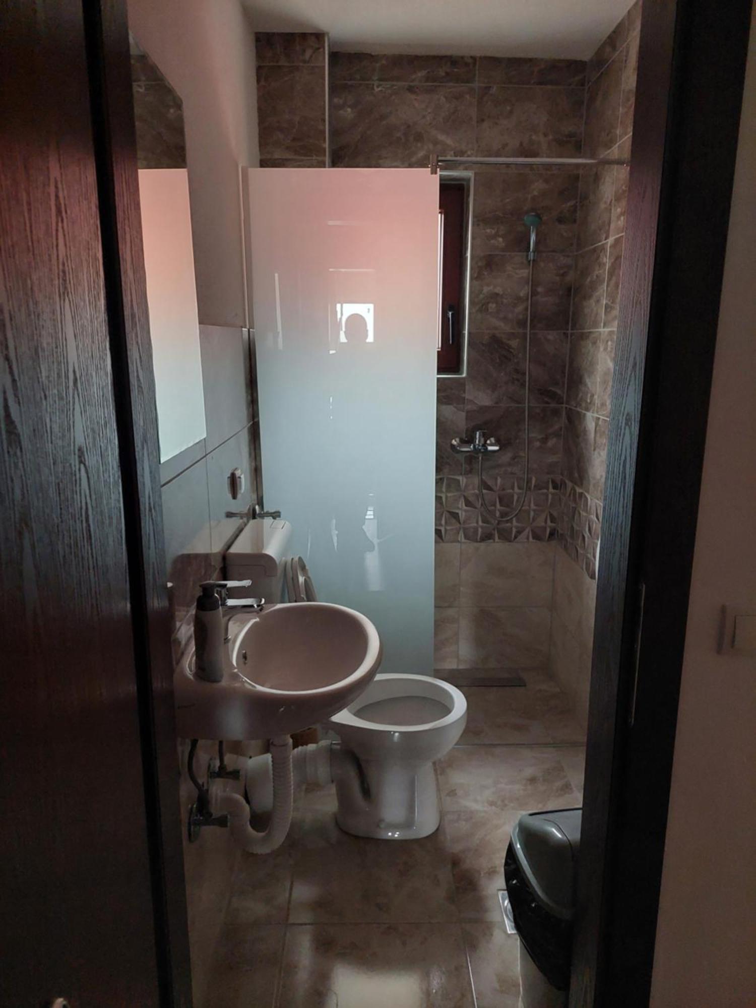 ホテル Restoran Bmb Odžak エクステリア 写真